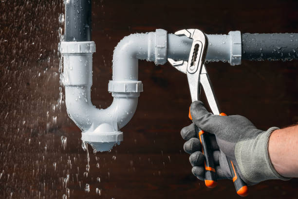 Professional Leak Detection technician working in Sibley, MS
